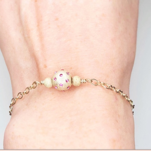 ♡ 2 for 20$ ♡ Dainty Sparkle Pink Bracelet - Picture 1 of 4